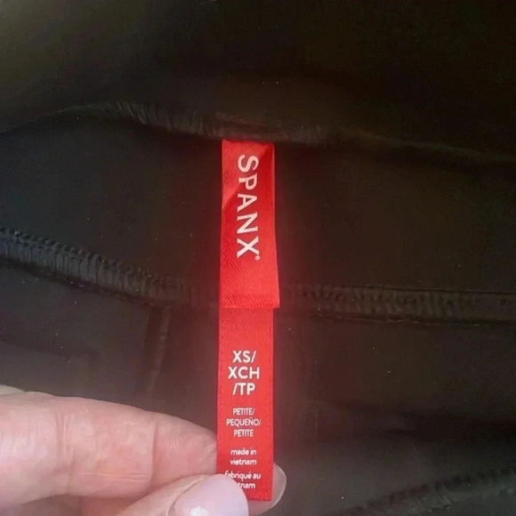 SPANX High Waist Flare Pants - Picture 4 of 6